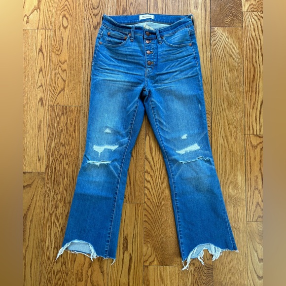 Madewell Cali Demi Boot Cut Jean Distressed with Button Fly - Picture 5 of 7